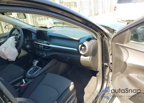 2023 Kia Forte Lxs z USA, uszkodzony, nr VIN 3KPF24AD3PE610991